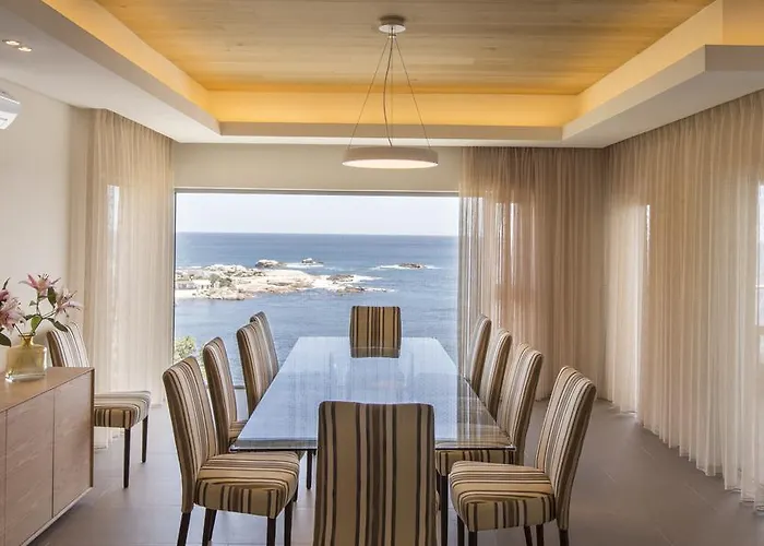 62 Camps Bay